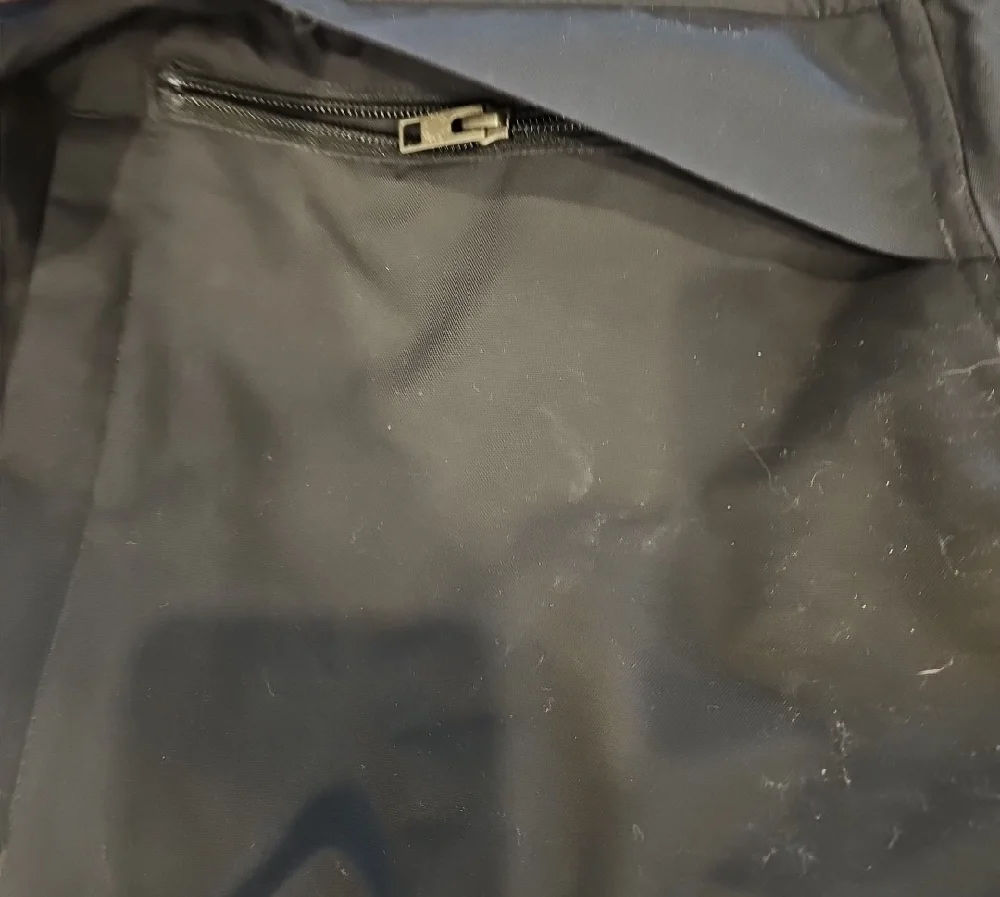 The North Face Mens Black Puffer Jacket - Picture 5 of 8